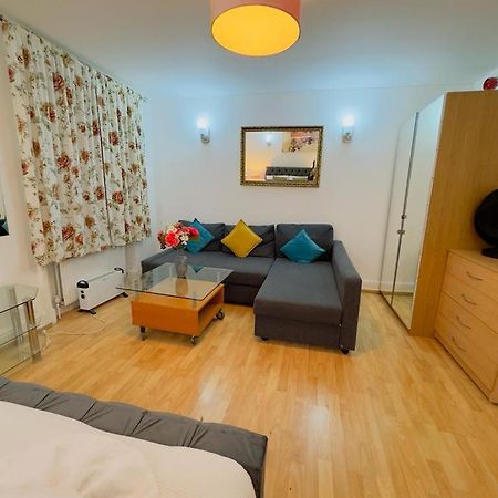 Bright Budget Studio Apartment In Central London Ngoại thất bức ảnh
