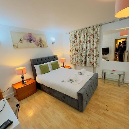 Bright Budget Studio Apartment In Central London Ngoại thất bức ảnh