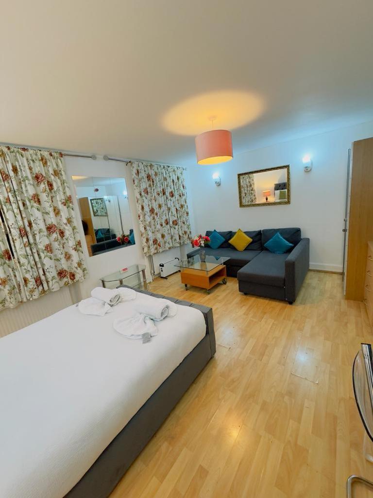 Bright Budget Studio Apartment In Central London Ngoại thất bức ảnh